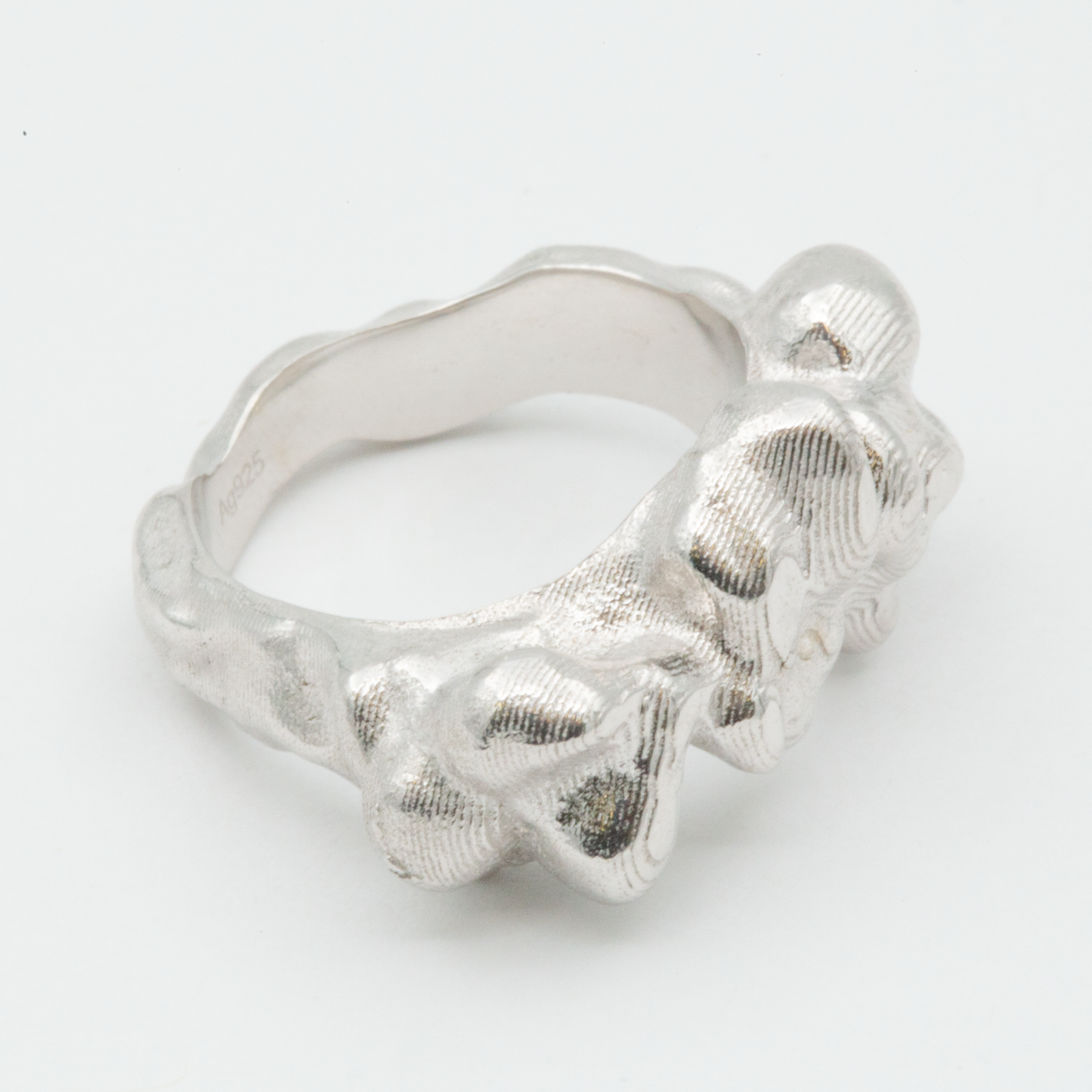 RING r01